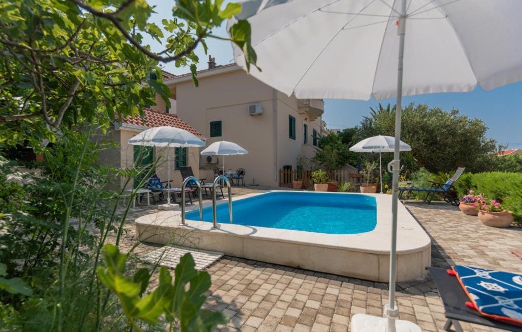 Beatiful Antonela With Pool In * Makarska